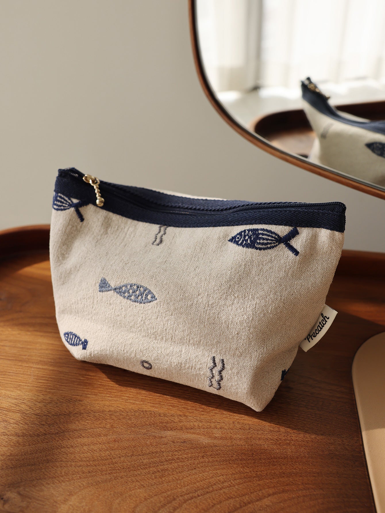 Japanese Style Fish Embroidery Makeup Bag, Portable Travel Organizer with Zipper, Ethnic Pattern Inner Pocket, Handmade Cosmetic Pouch