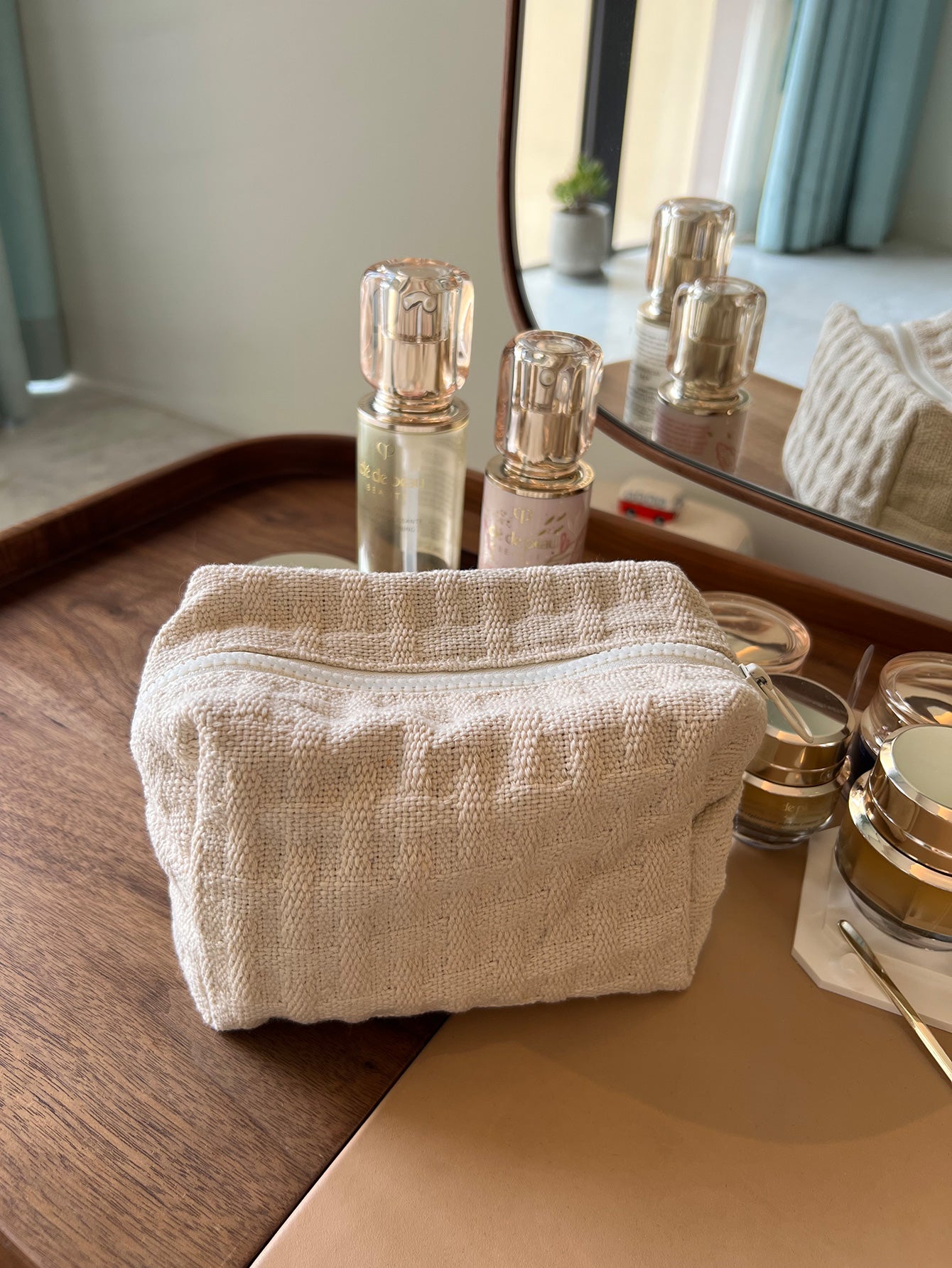 Precatch Carry-on Portable Premium Makeup Bag with Large Capacity - Simple Canvas Three-dimensional Storage Bag - Travel-ready Solid Color Toiletry Bag for International Trips (Solid Color)