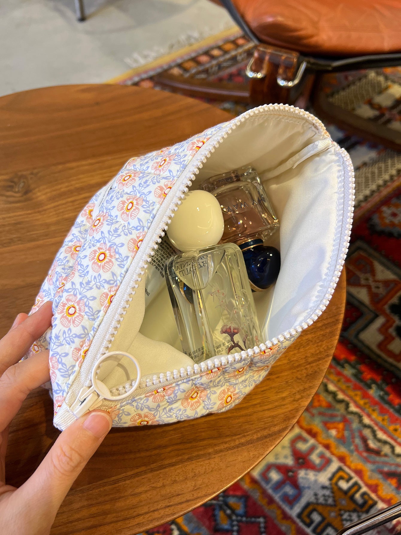 Makeup Bag with Romantic Small Orange Blossom Pattern- Portable Printed Storage Bag for Girls’ Skincare Items and Toiletries – Interior Bag for Travel