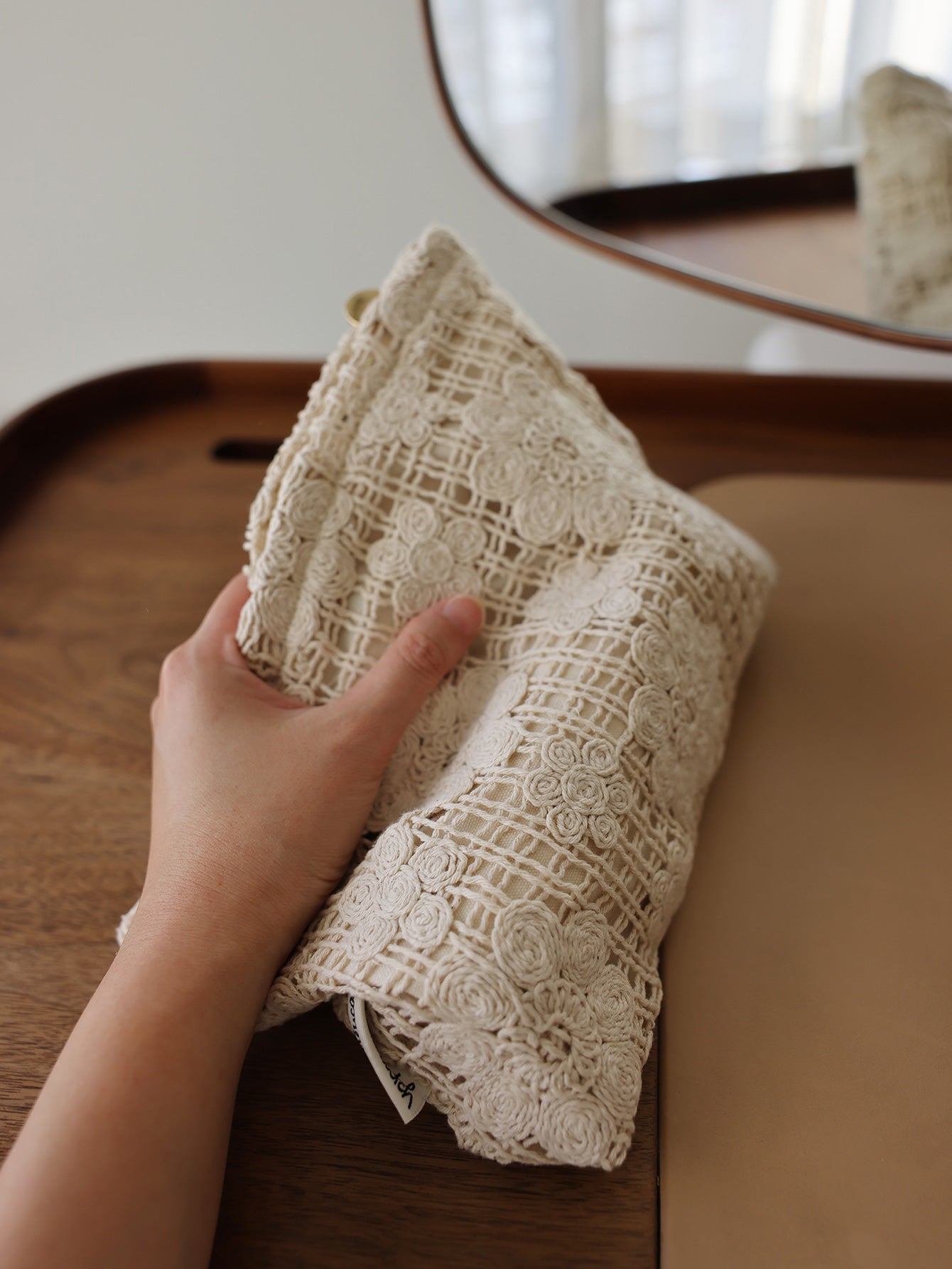 Ethnic style embroidered flowers solid color makeup bag versatile woven fashionable storage bag for girls clutch bag toilet bag