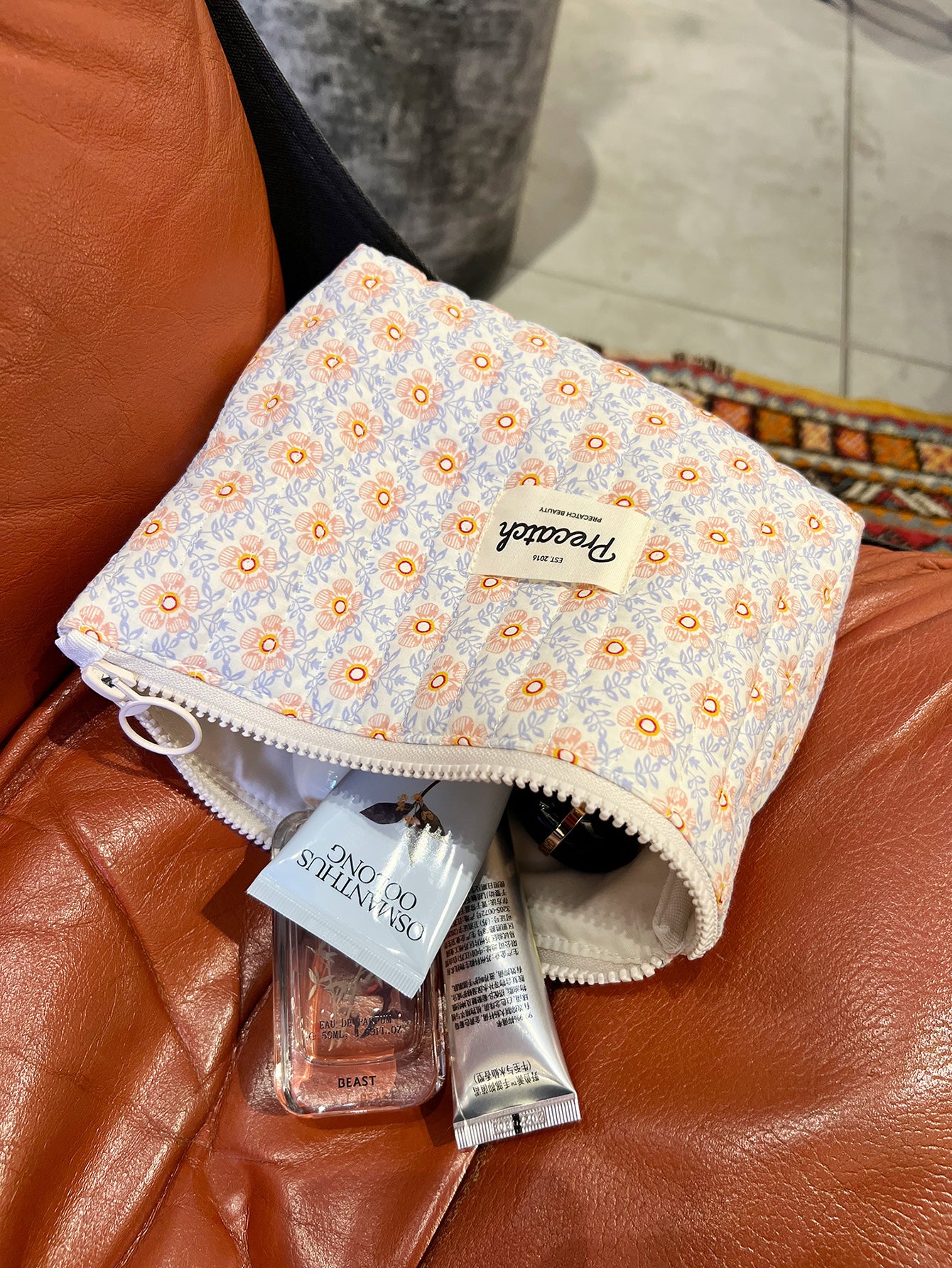 Makeup Bag with Romantic Small Orange Blossom Pattern- Portable Printed Storage Bag for Girls’ Skincare Items and Toiletries – Interior Bag for Travel