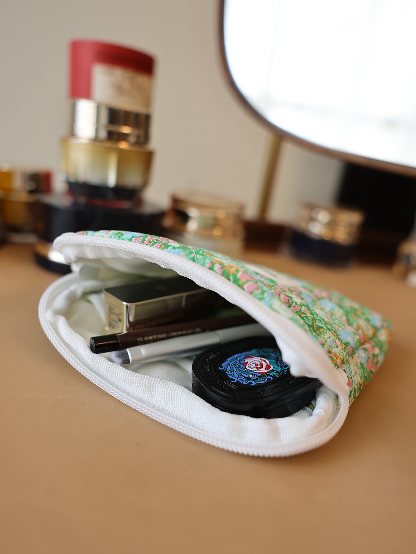 Precatch Colorful Floral Square Three-dimensional Small Cushion Compact and Touch-up Supplies Storage Bag - Sanitary Napkin Pouch (Square Bag)