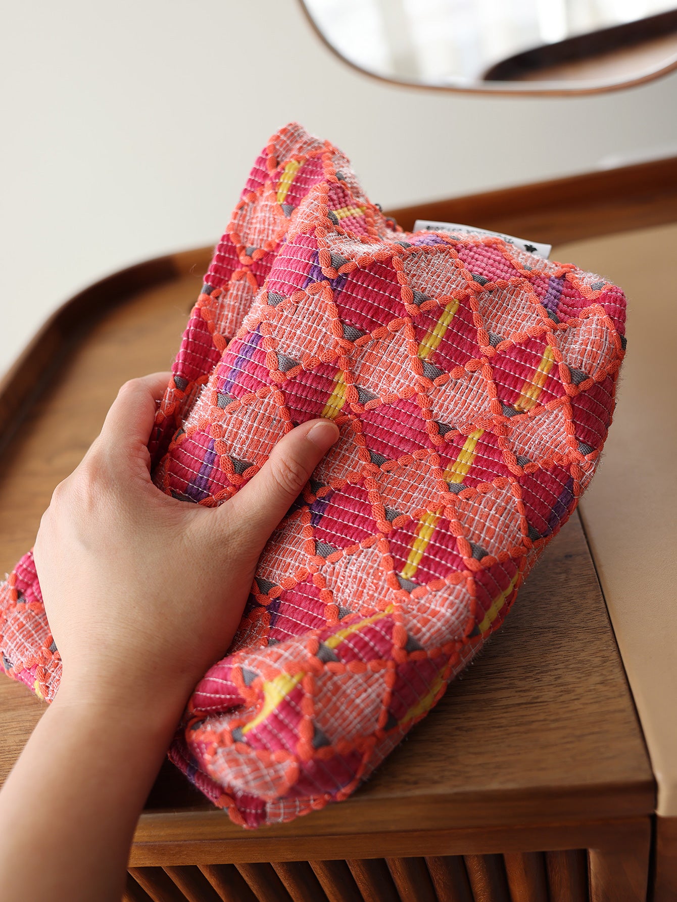 Precatch Red diamond lattice fashion large capacity zipper makeup bag New Year Christmas girl travel portable ethnic style storage bag toiletry bag