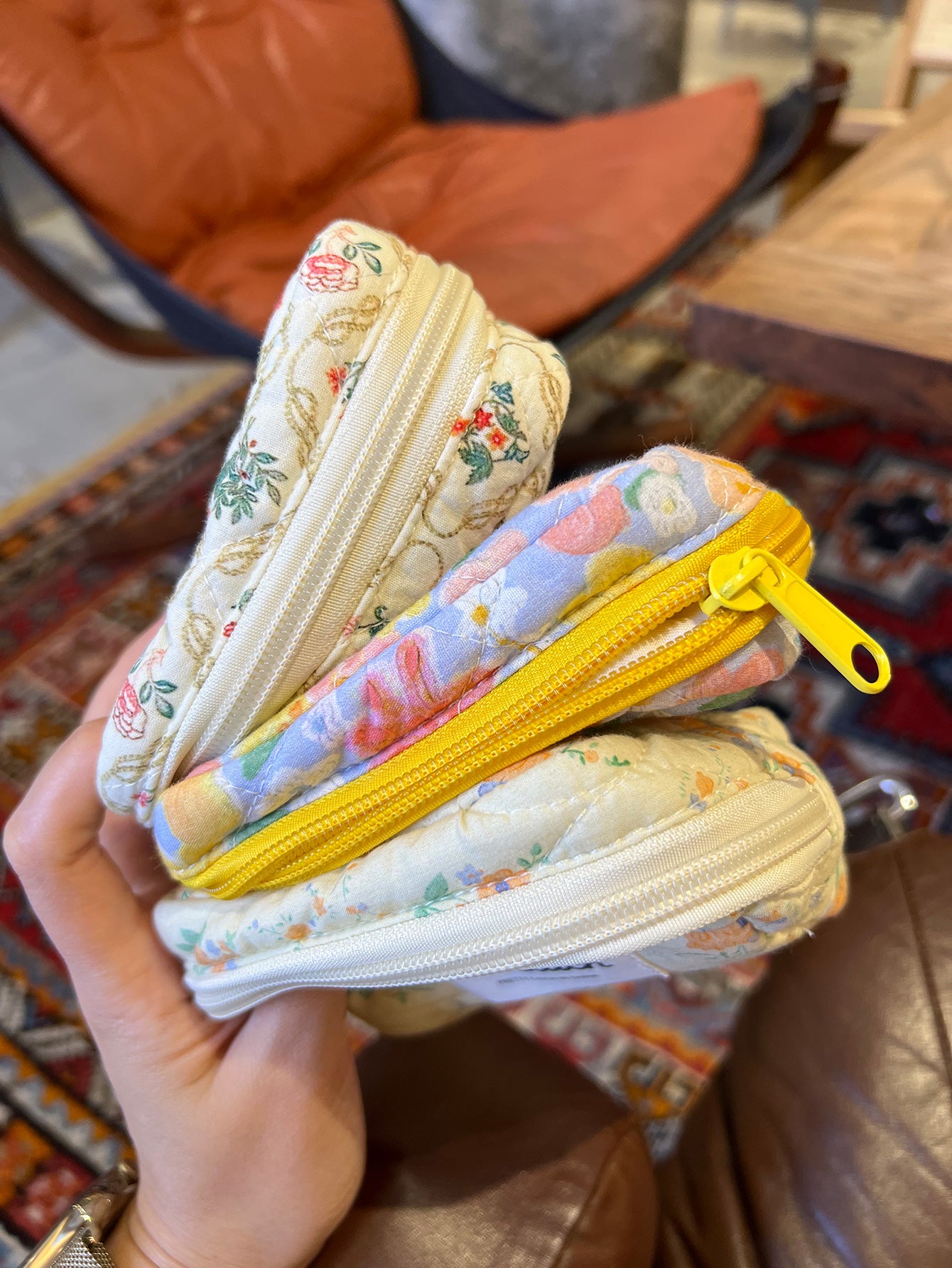 Precatch Square Toast Three-dimensional Makeup Bag for Makeup, Cushion Compact, Lipstick, Featuring a Thick Floral Small Pouch as an Interior Bag