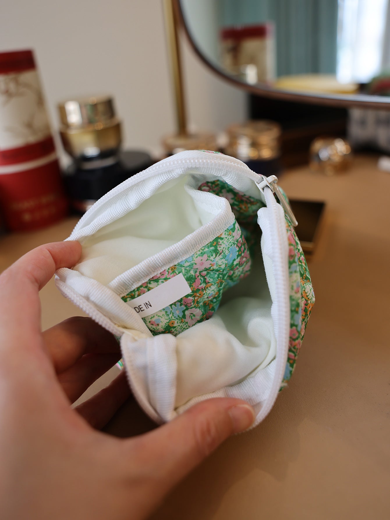 Precatch Colorful Floral Square Three-dimensional Small Cushion Compact and Touch-up Supplies Storage Bag - Sanitary Napkin Pouch (Square Bag)