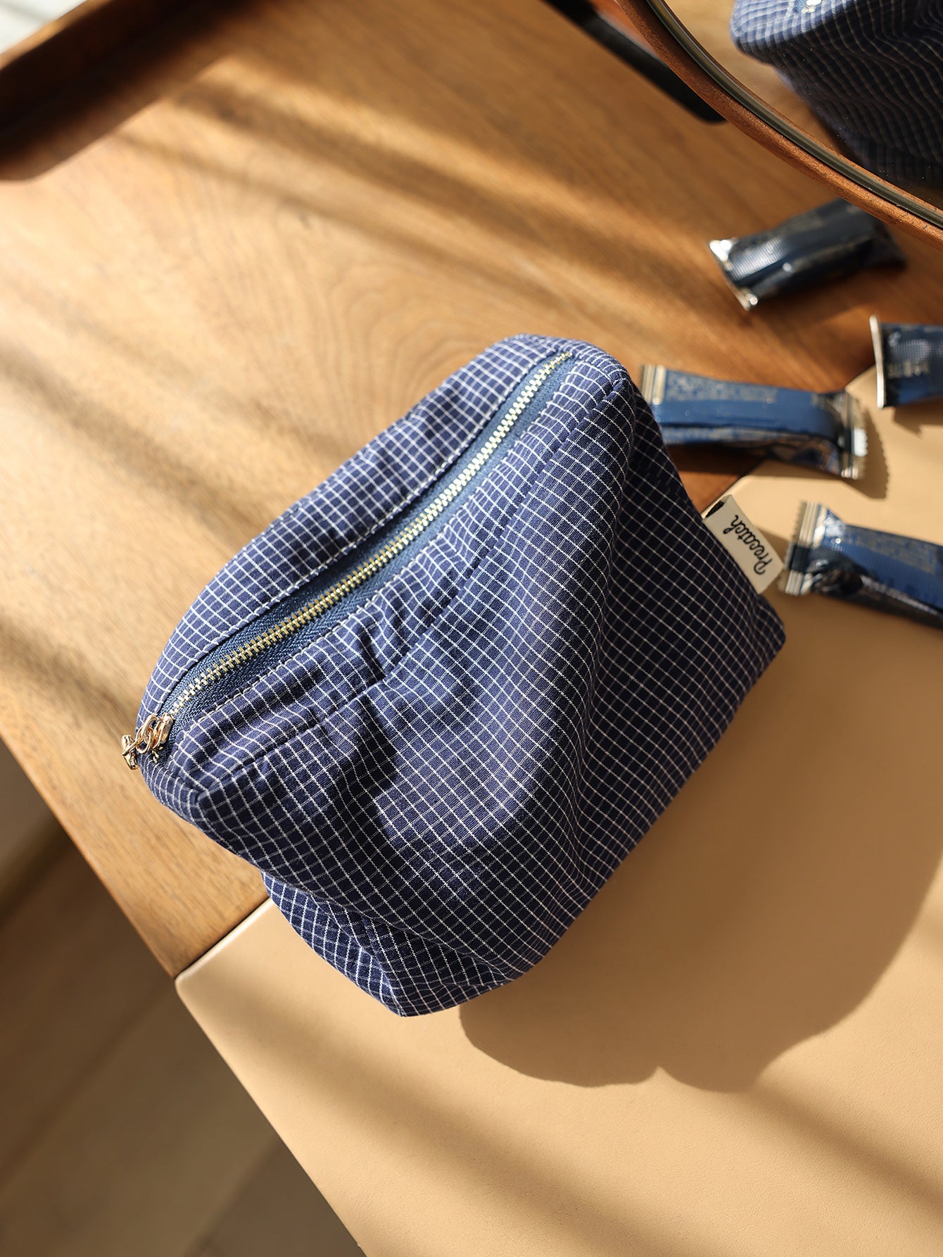 Precatch Plaid striped fabric simple makeup bag square three-dimensional zipper storage bag travel portable clutch inner bag Japanese style